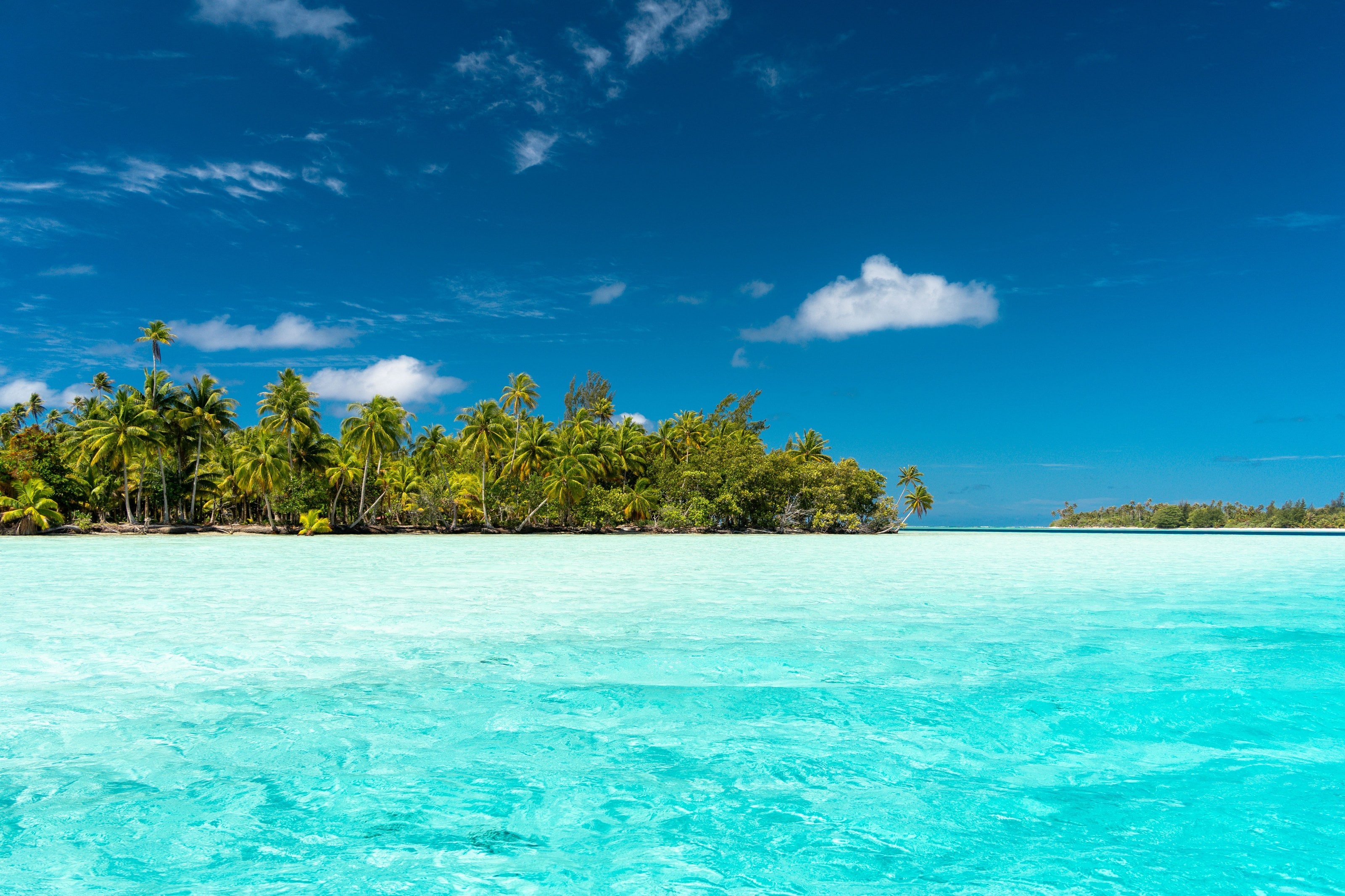Huahine's lagoon